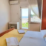 Pensión Ivona Baška Voda