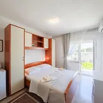 Pensión Ivona 3*